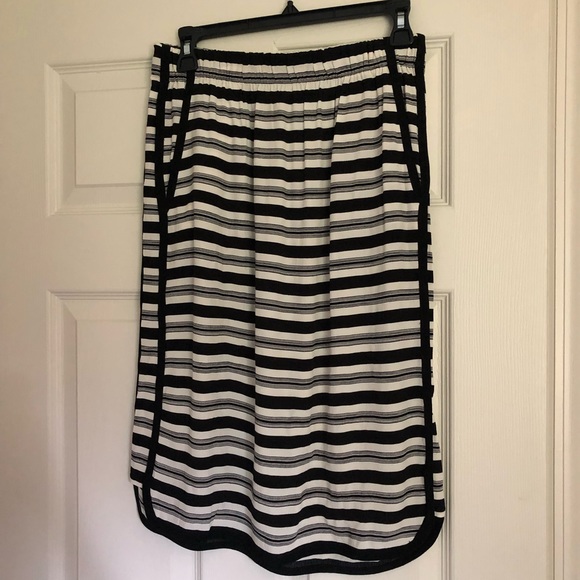 LOFT Dresses & Skirts - Loft Striped Skirt LOFT Dresses & Skirts - Loft Striped Skirt